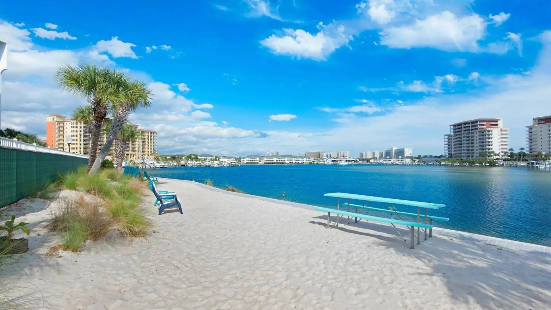 Dolphin Point #401c Holiday home Destin