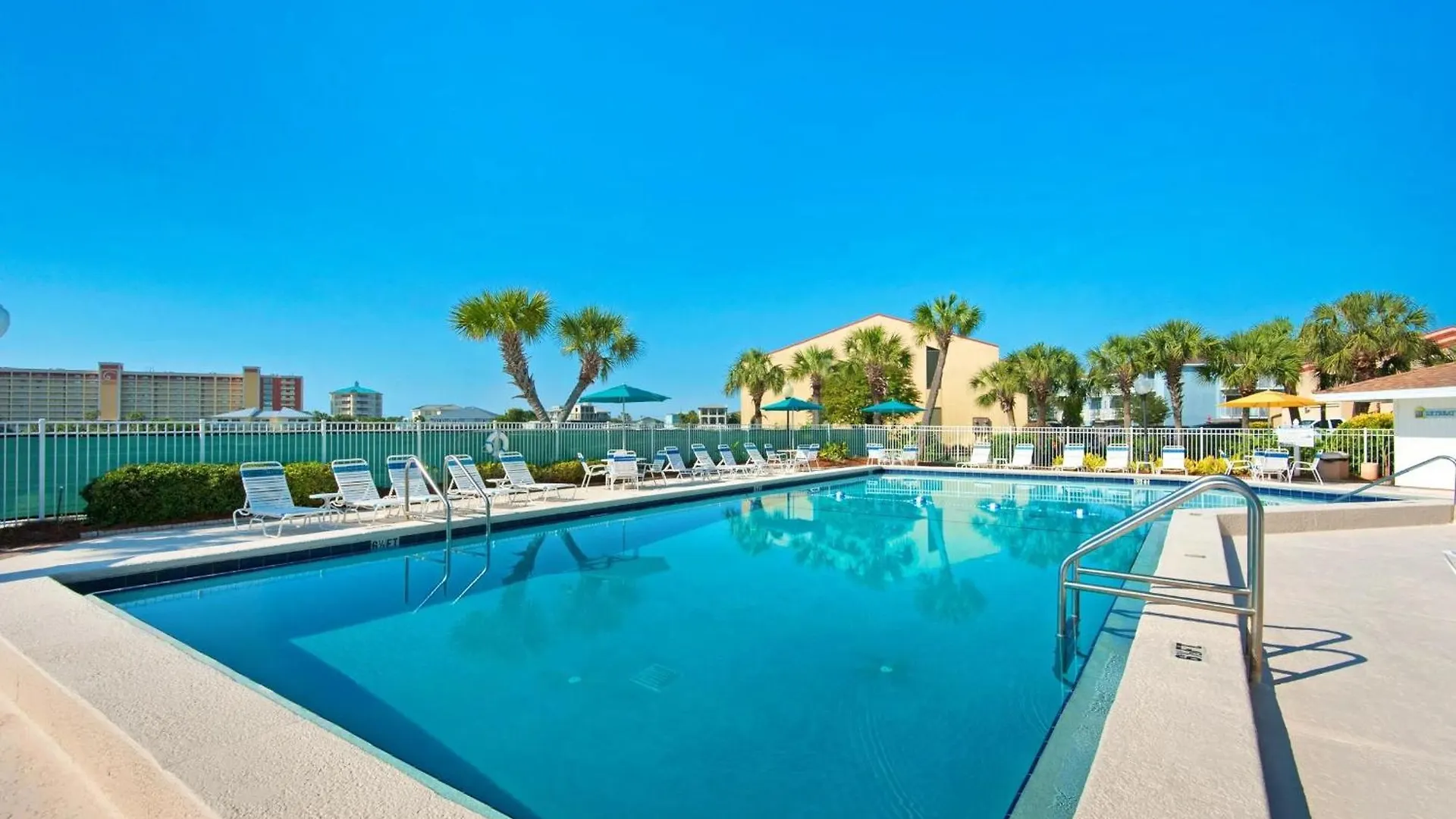 Dolphin Point #401c Holiday home *
