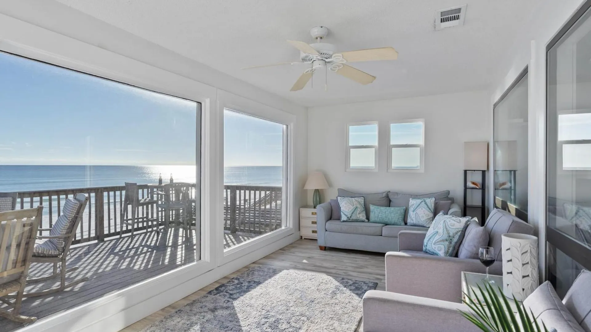 Holiday home Destiny On The By Avantstay Direct Access Bbq On Large Ocean Facing Patio