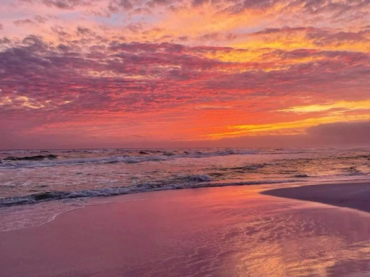 Holiday home Sunrise Surprise 9th Floor 2br 2 Ba King Shuttle, Heated Pool!
