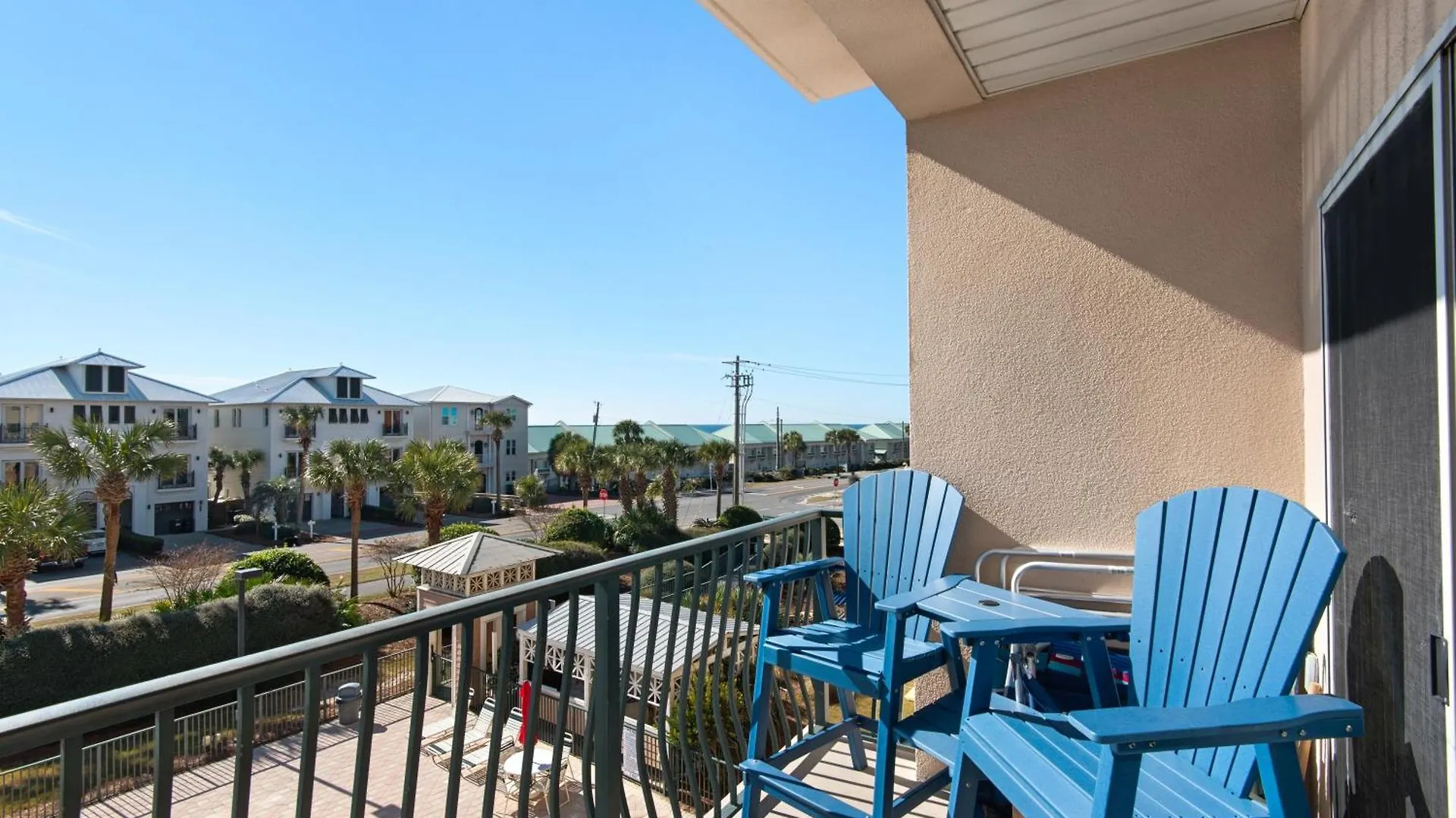Holiday home Emerald Waters 305 *