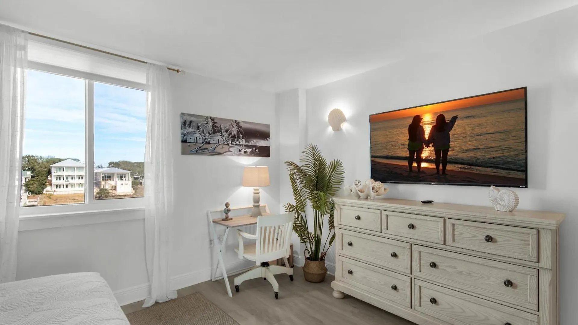 Holiday home Dolphin Point #401c