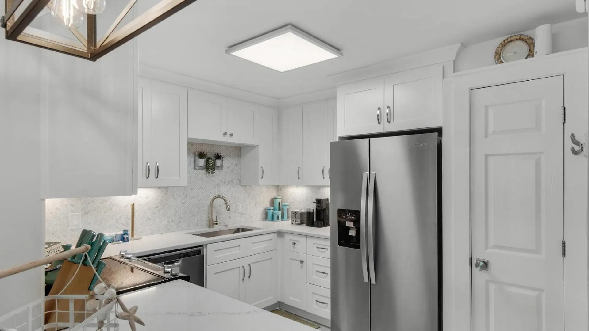 Dolphin Point #401c Holiday home