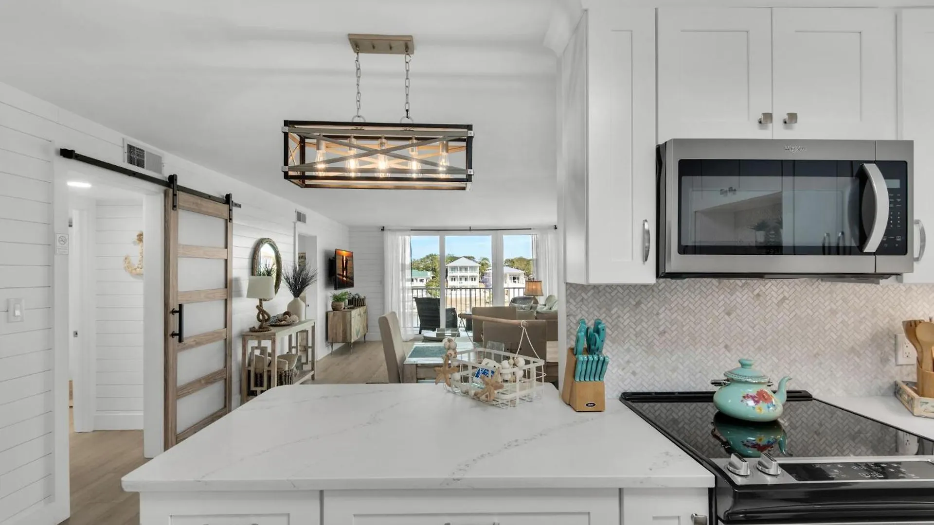 Dolphin Point #401c Holiday home *