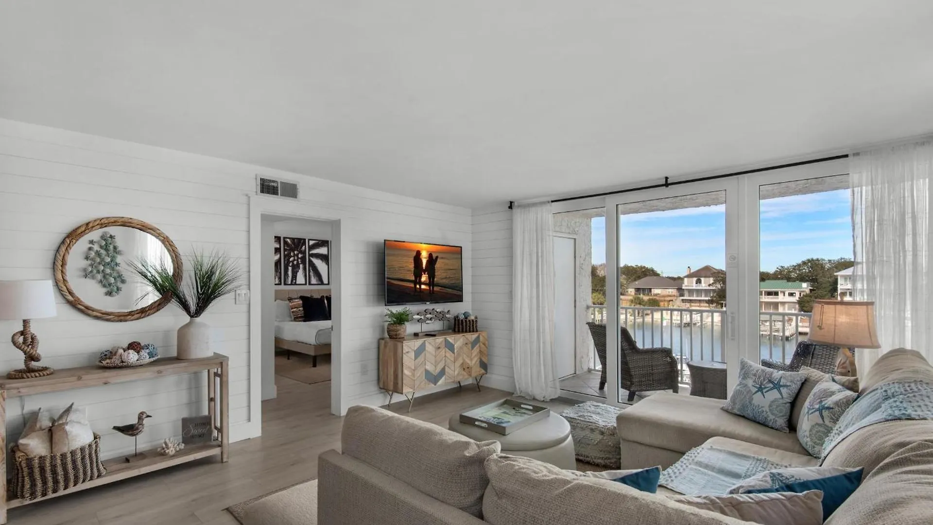 Holiday home Dolphin Point #401c *