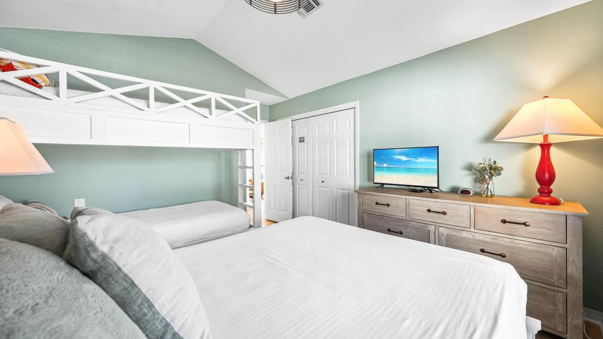 Oasis Destin