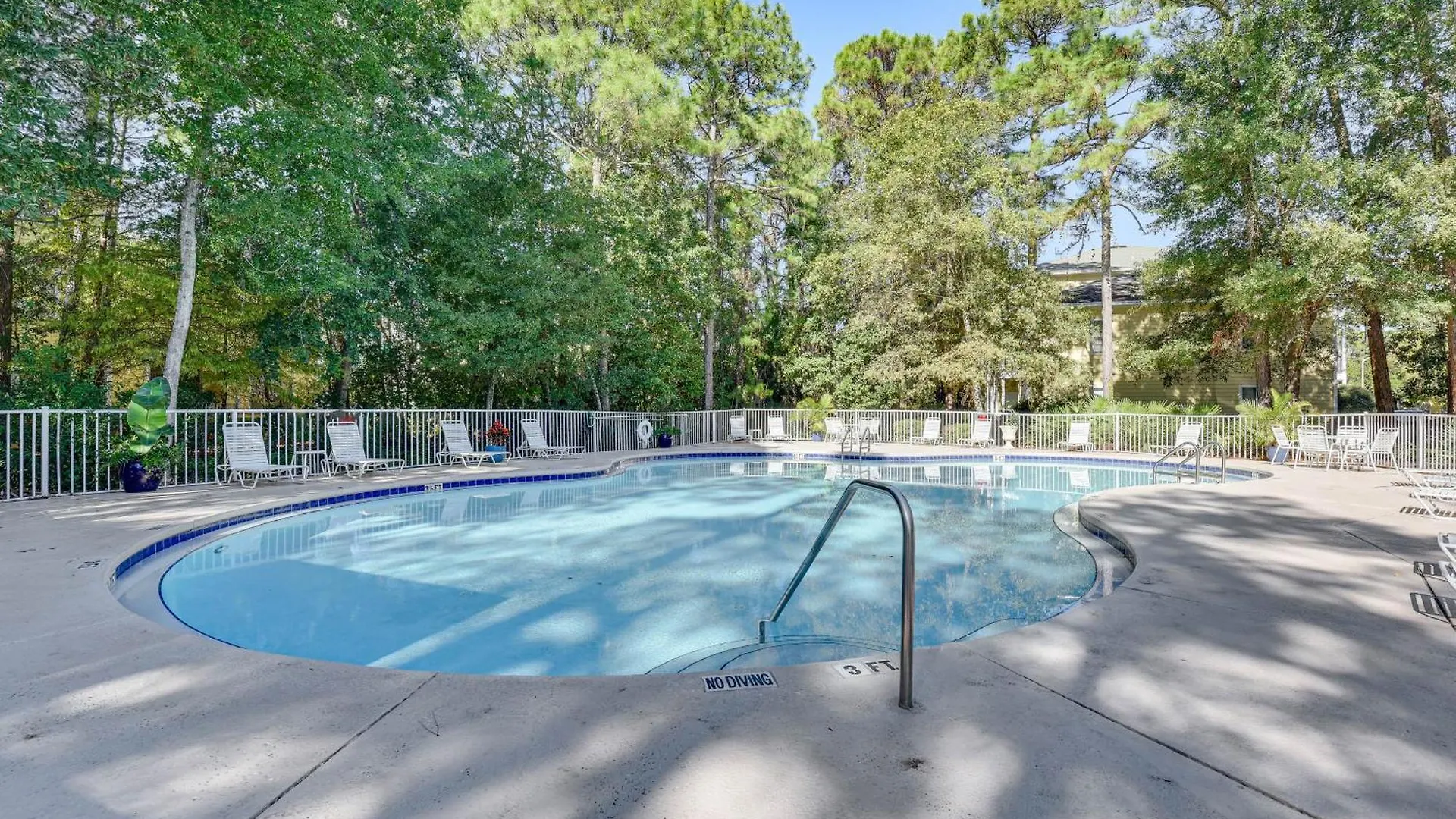 Community Outdoor Pool Miramar Condo! Apartment *