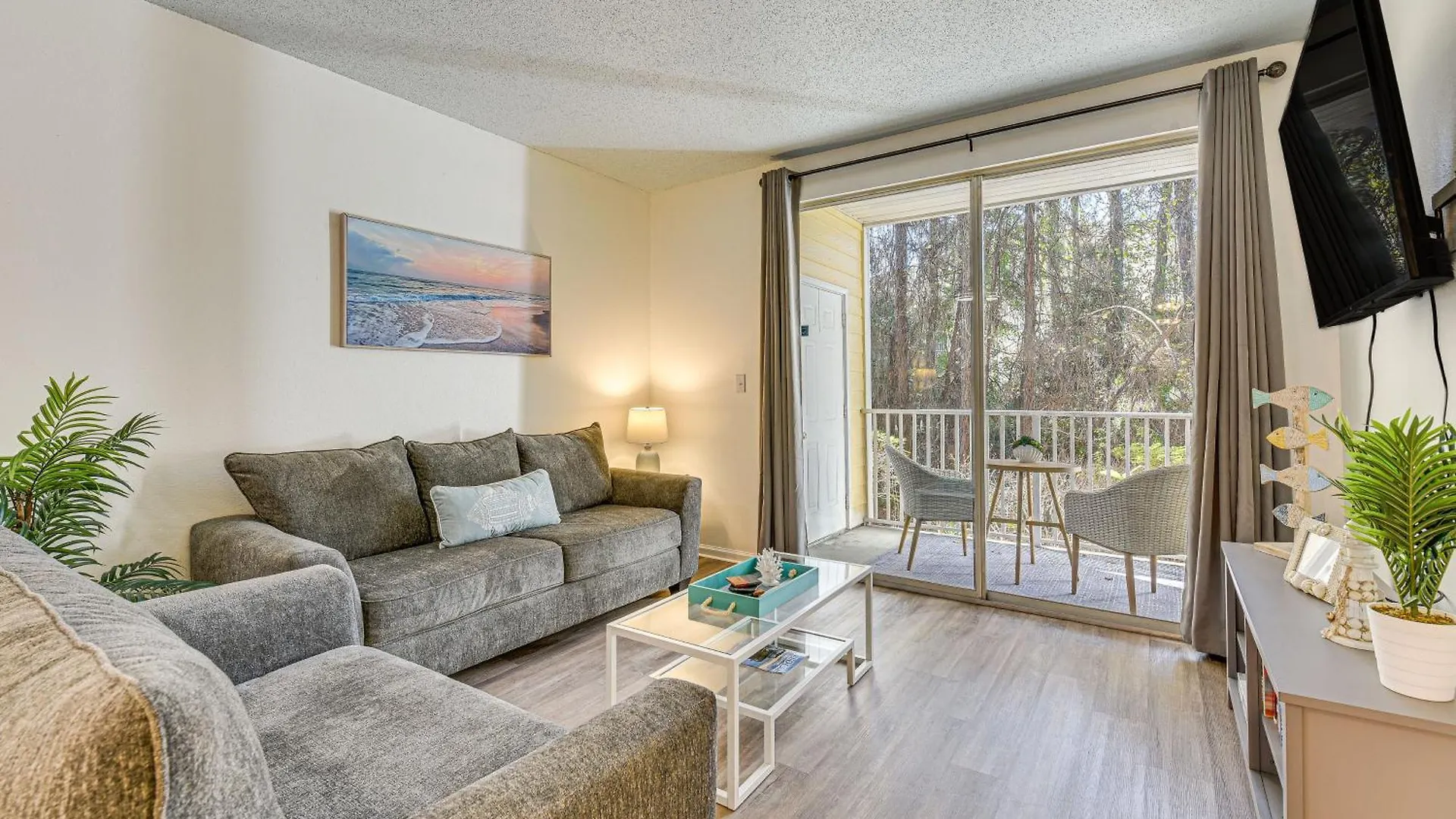 Community Outdoor Pool Miramar Condo! Apartment *