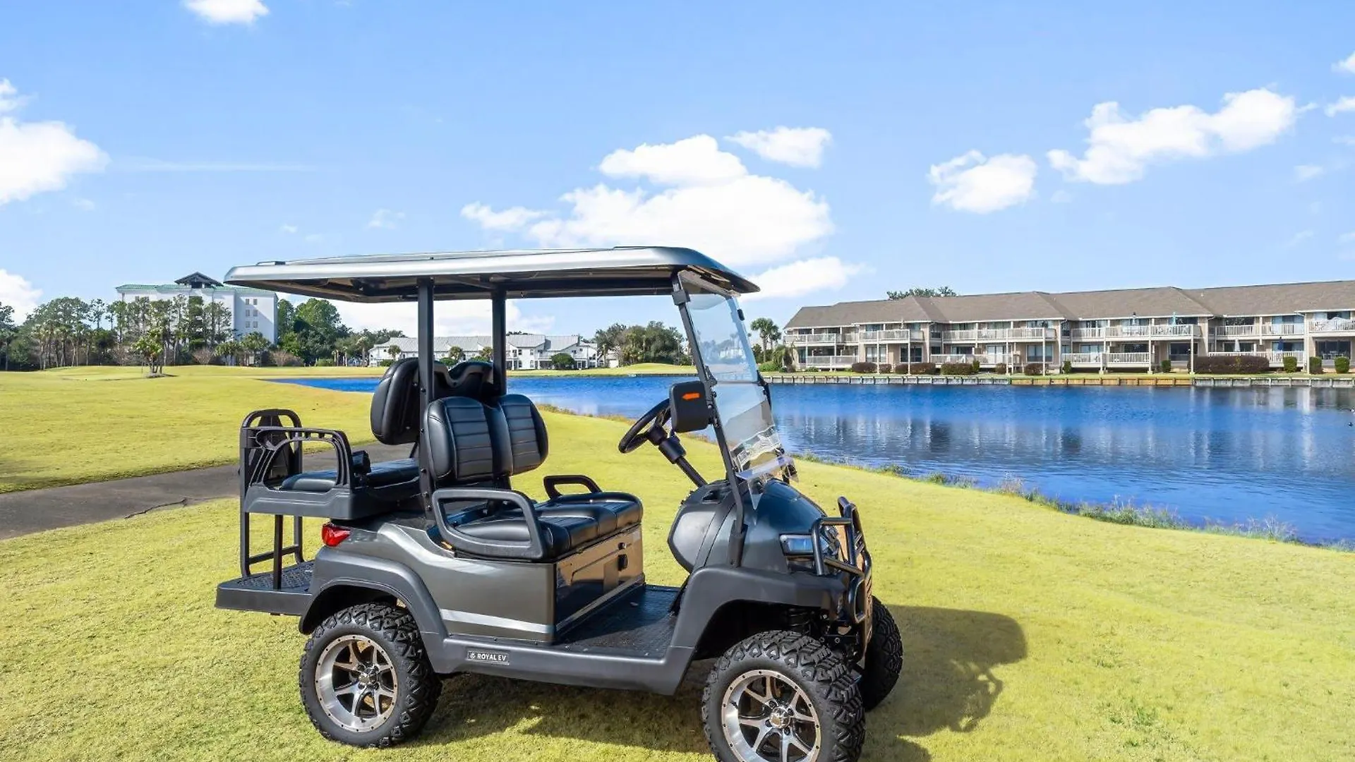 823 Harbour Point Holiday home