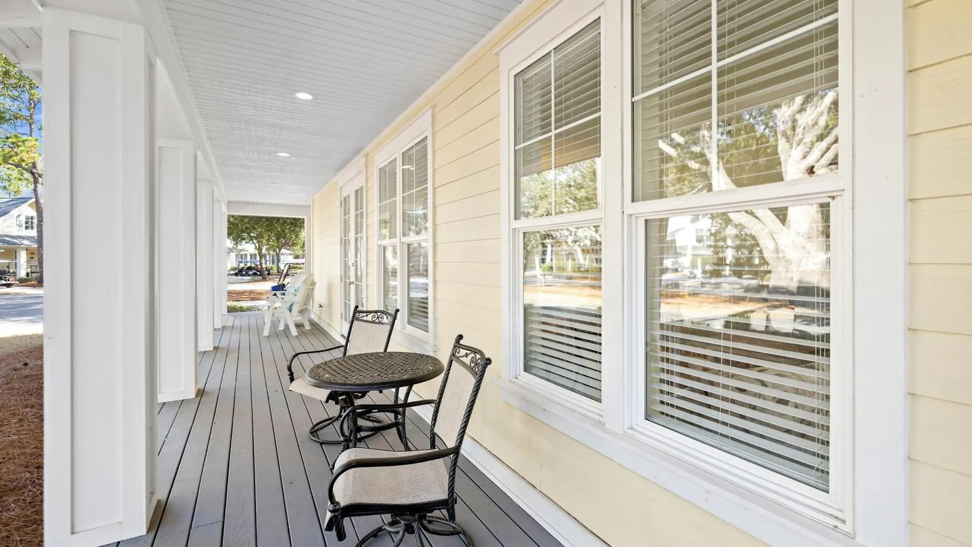 1381 Laurel Grove * Destin