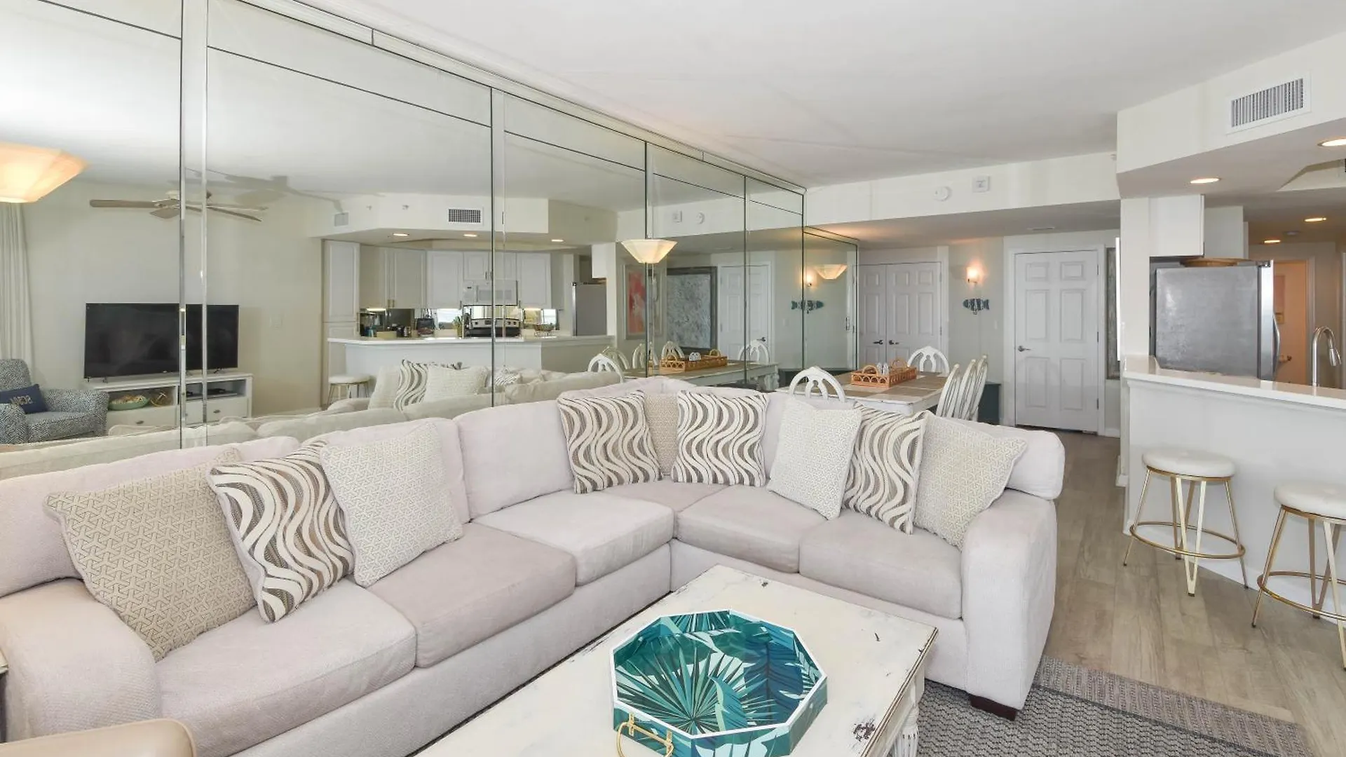Silver Shells St, Croix 504 Apartment *