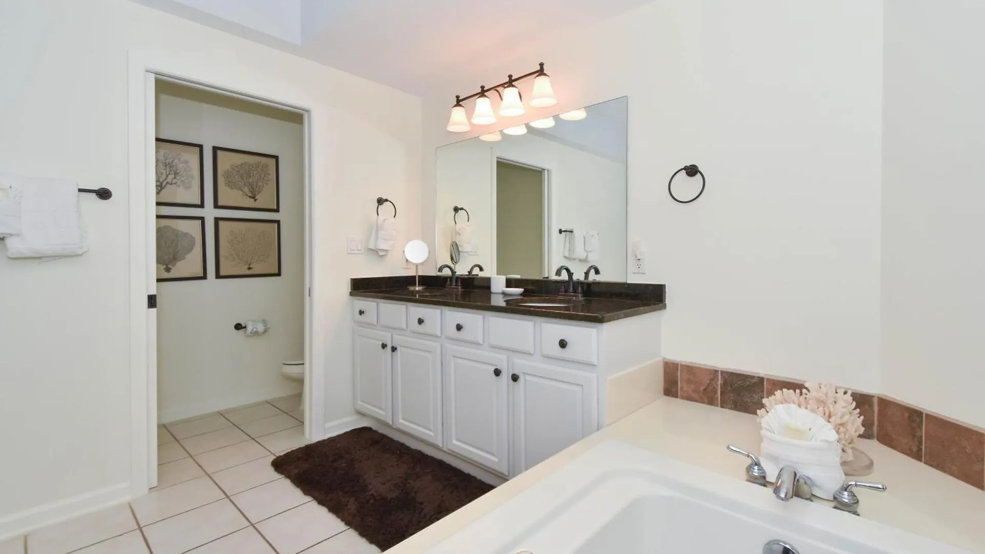 Silver Towers E905 Apartment *