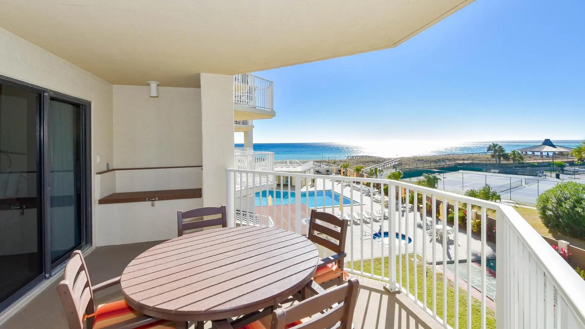 Apartment Inlet Reef 211