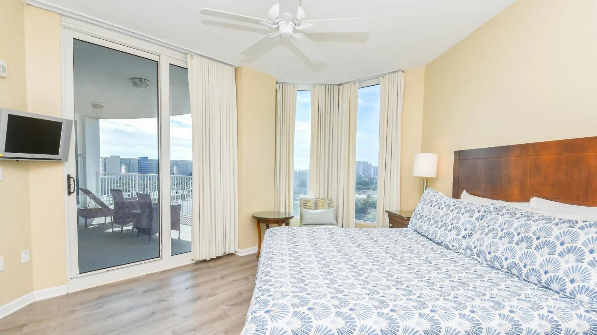 The Palms Of 2816 Apartment