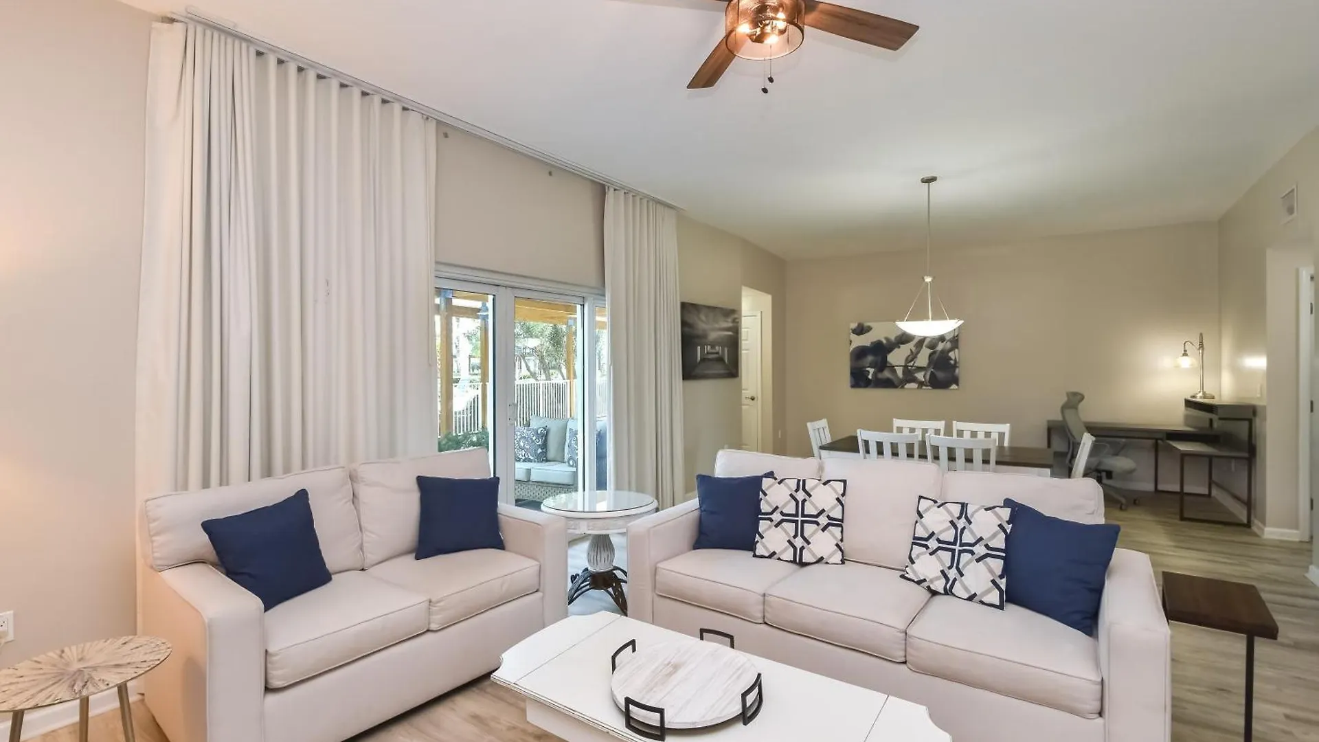The Palms Of 3103 Apartment