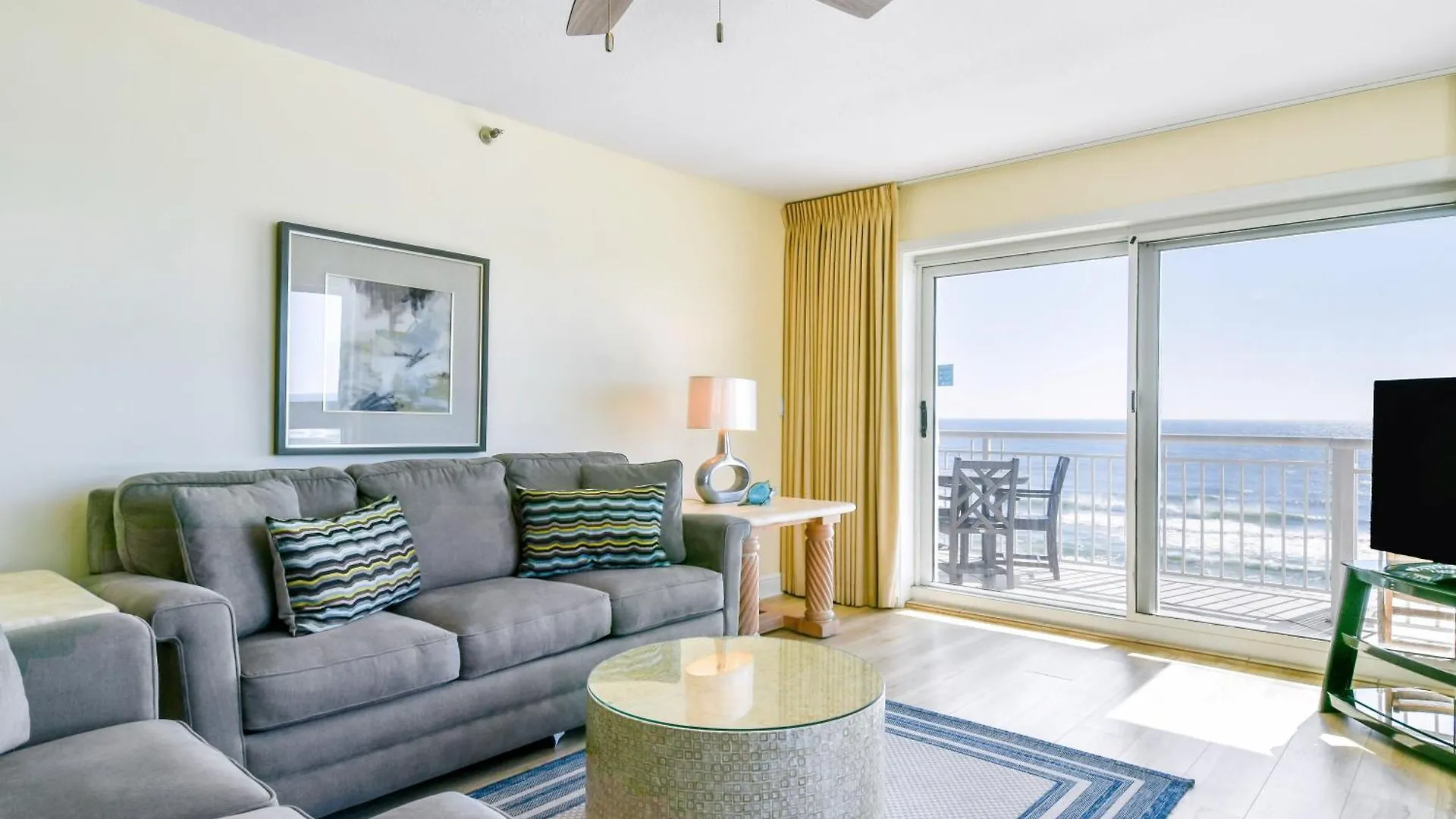 Apartment Towers 92 Destin