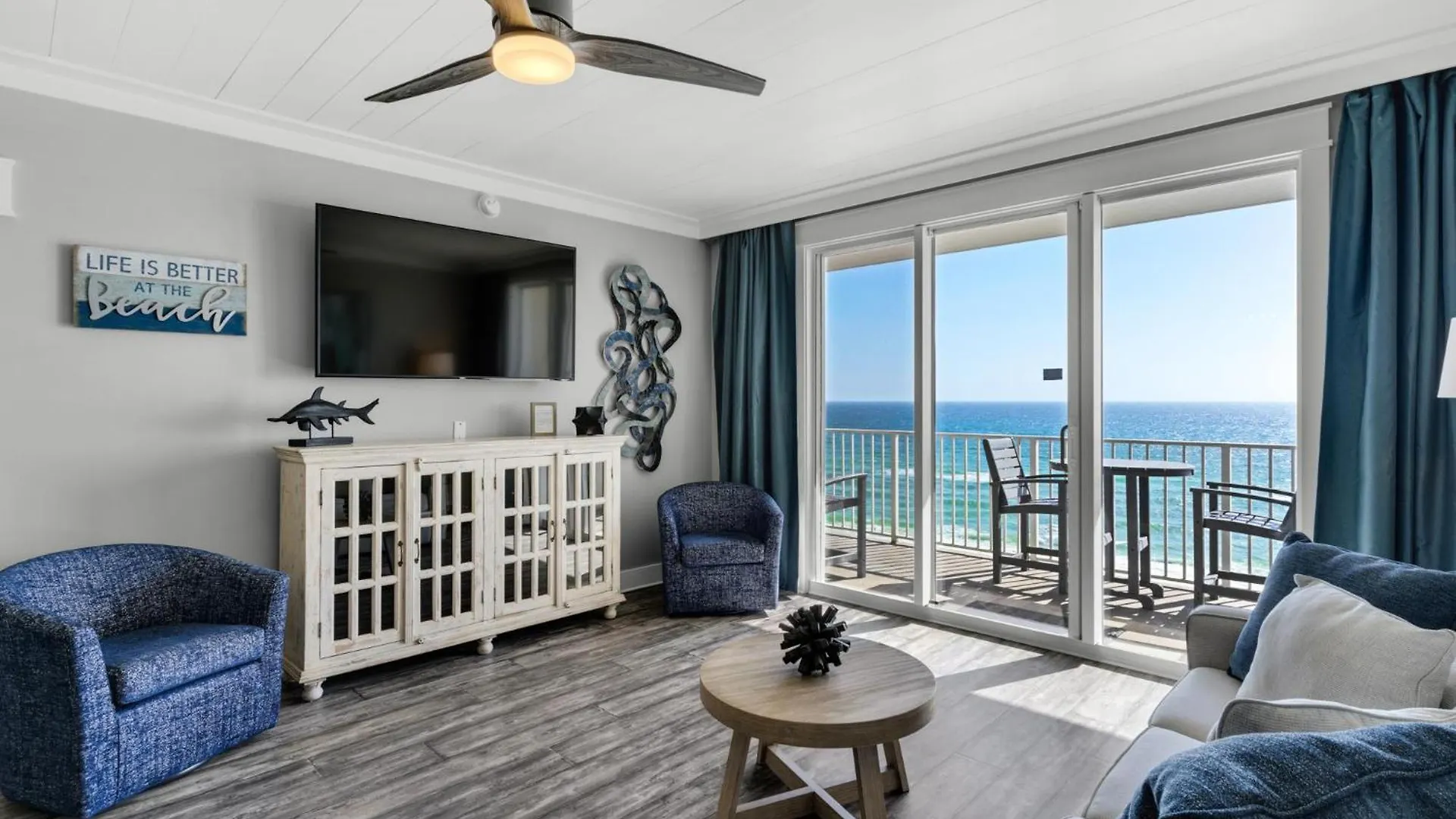 Holiday home Majestic Sun A804