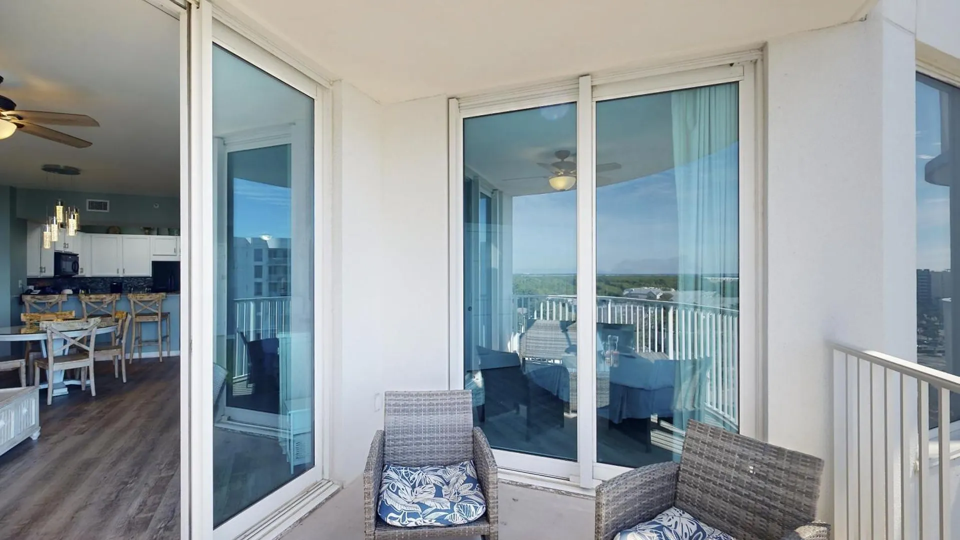 Apartment Palms Of 11109 Destin