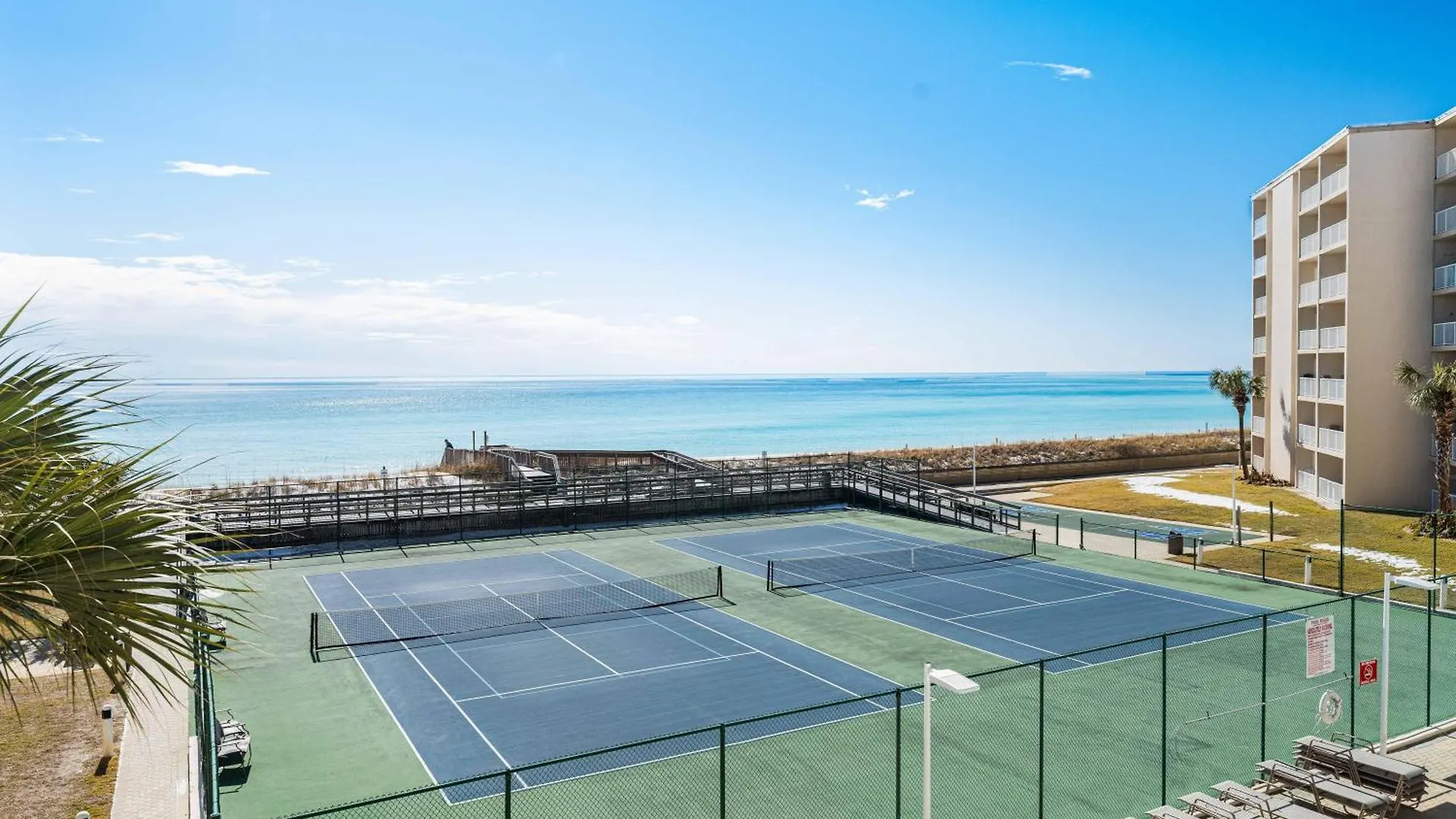 Holiday home Surf And Racquet Unit 317