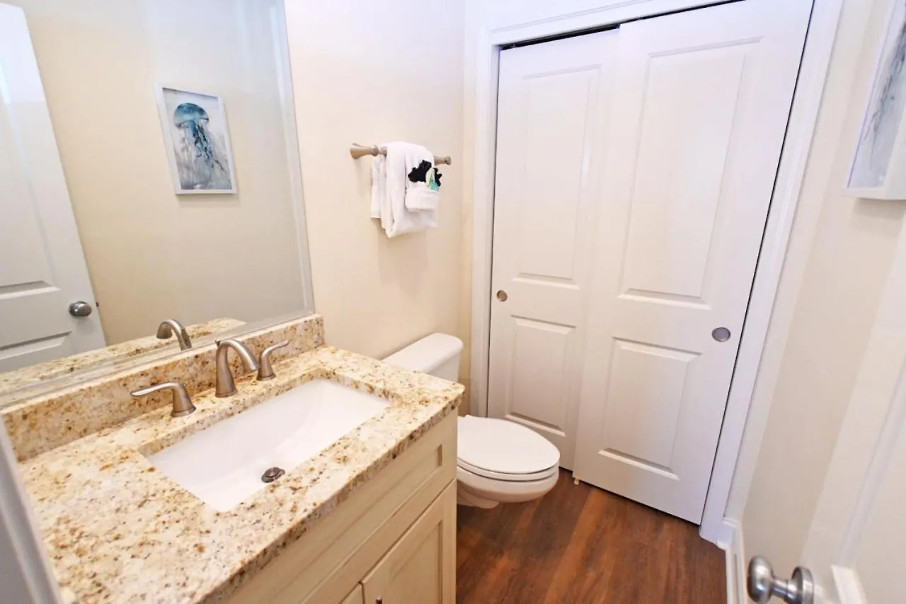 Sandpiper Cove 1 Bedroom Overlooking Canal 5 Minute Walk To The Fl *