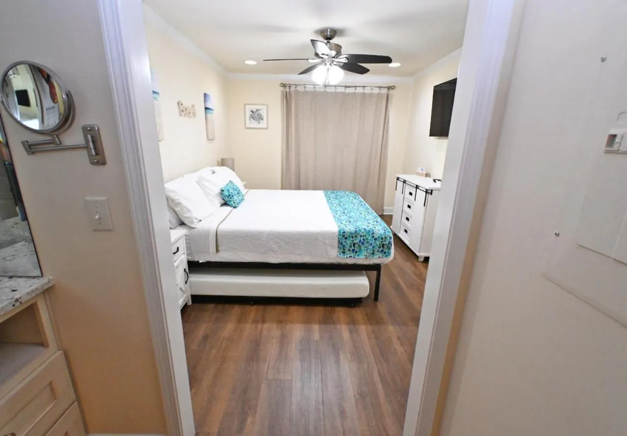 Sandpiper Cove 1 Bedroom Overlooking Canal 5 Minute Walk To The Fl Destin