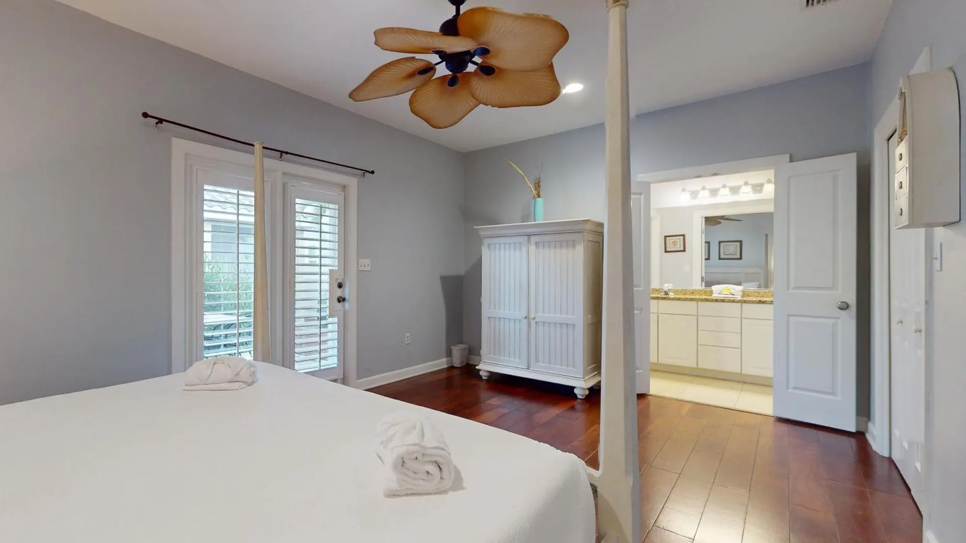 2 Bed 2 Bath Vacation In Destin