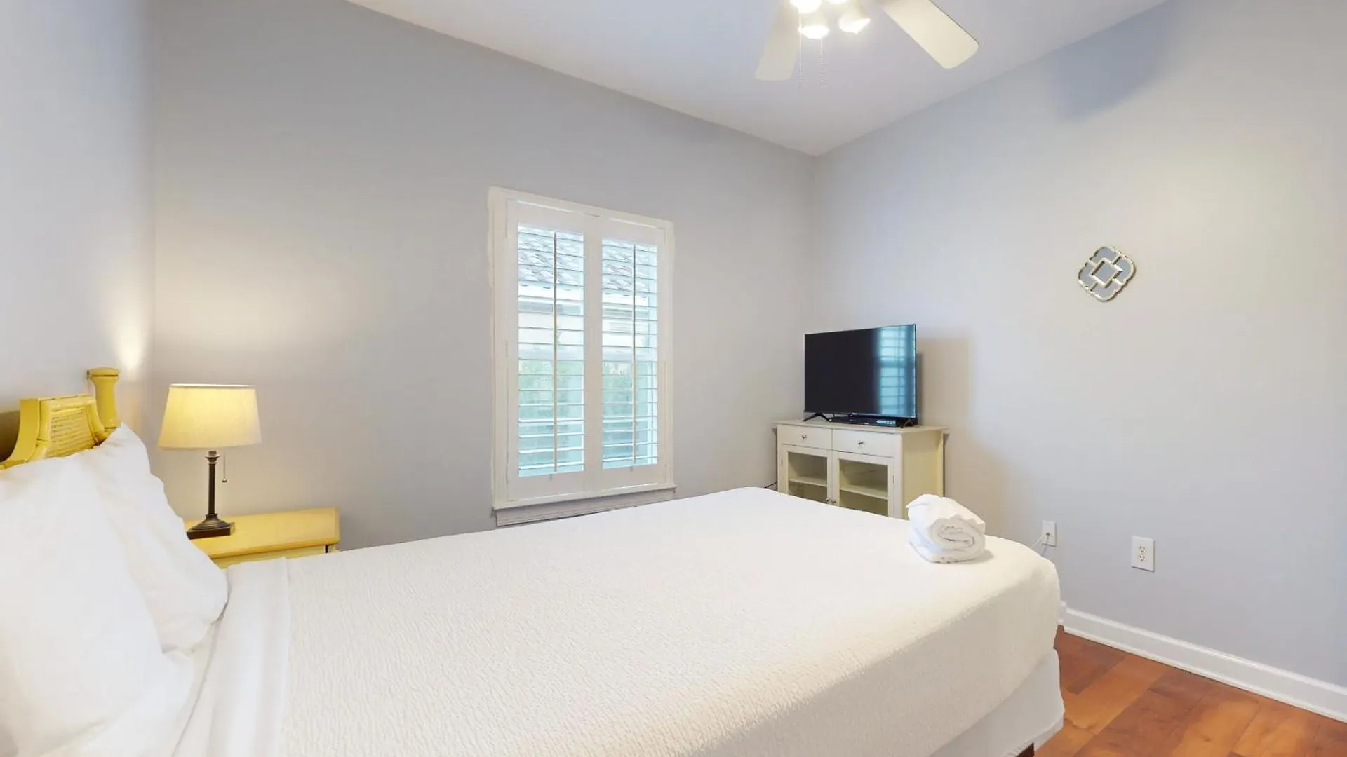 2 Bed 2 Bath Vacation In