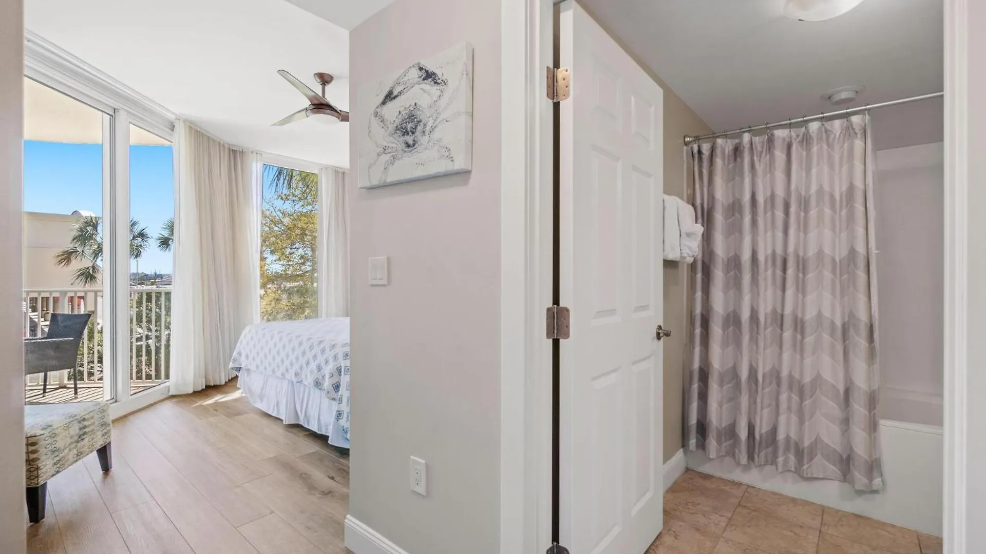 1206 Pod Apartment