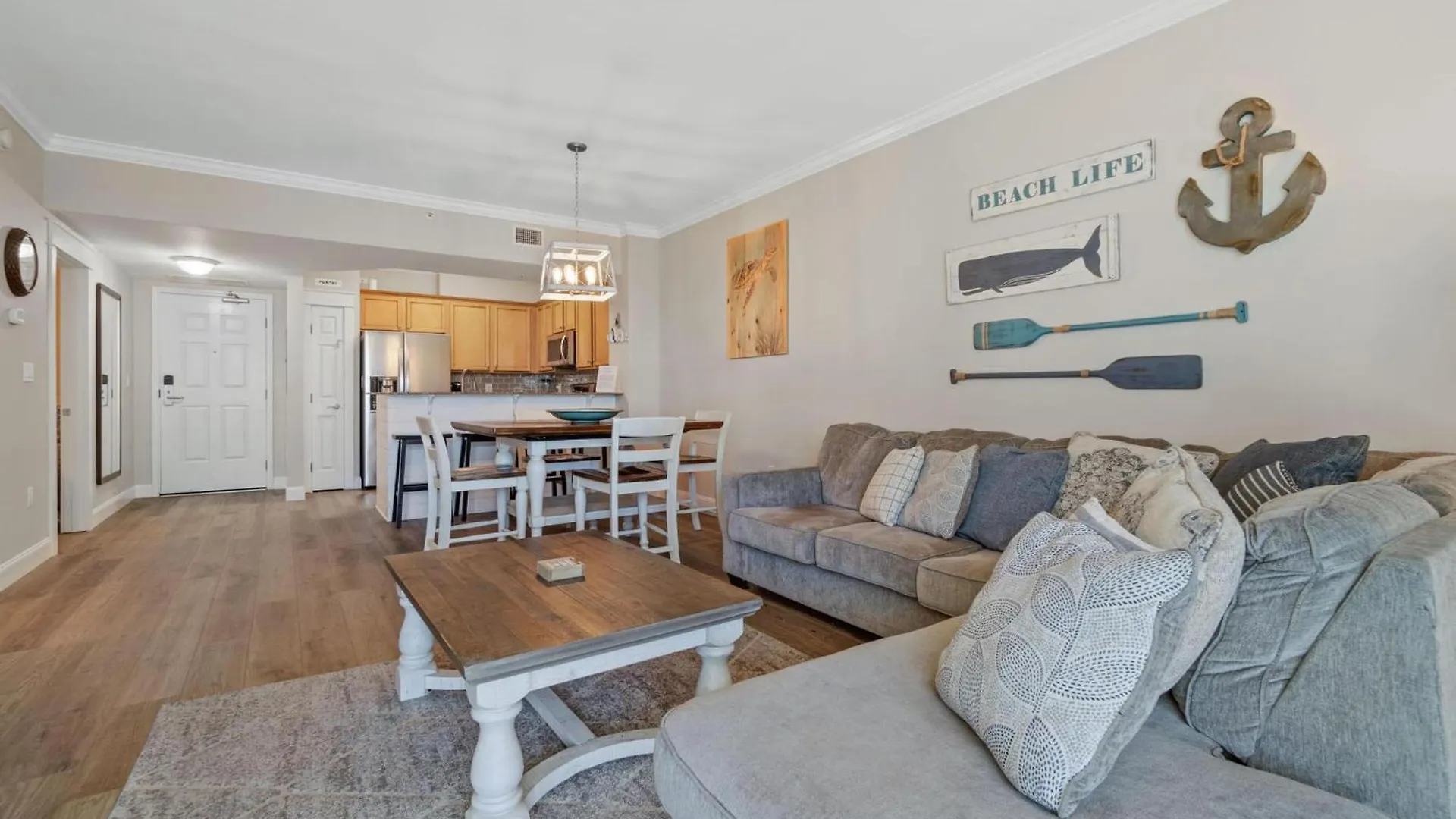 1206 Pod Destin