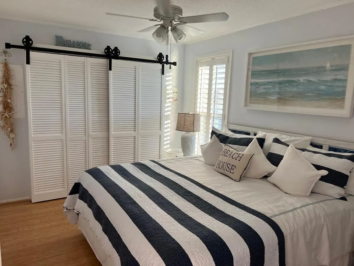 Apartment Nobles Nest In *
