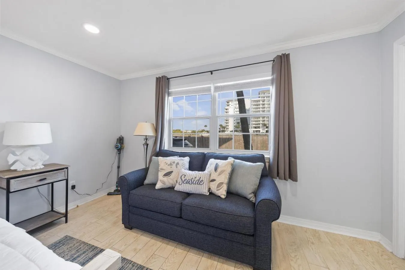 Destination 201 Apartment *