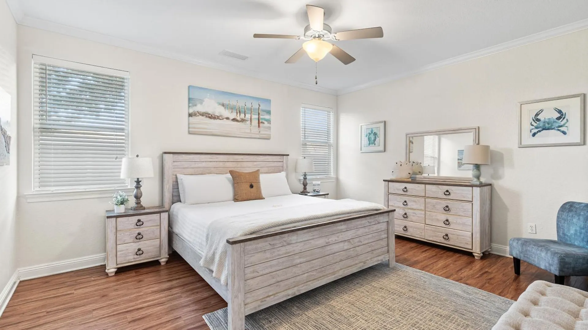 The Salty Pearl * Destin