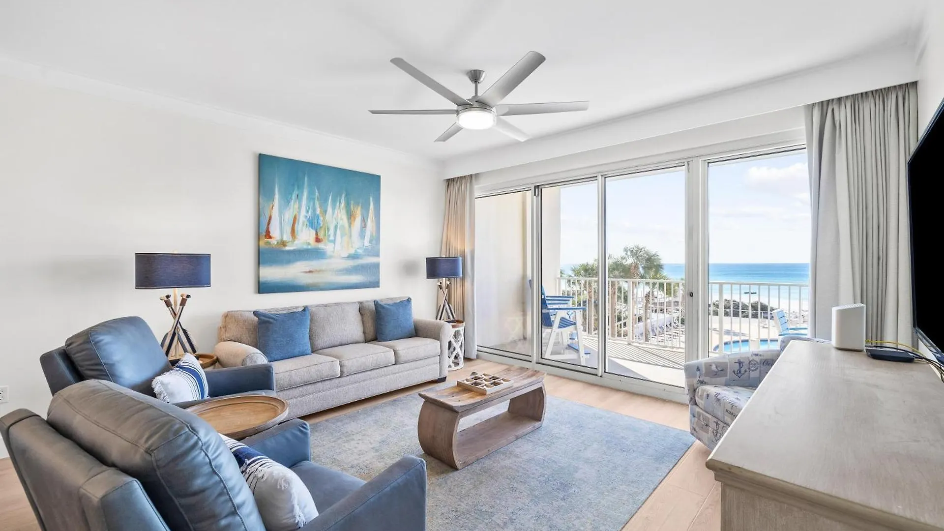 Tides 204-205 Lockout Holiday home