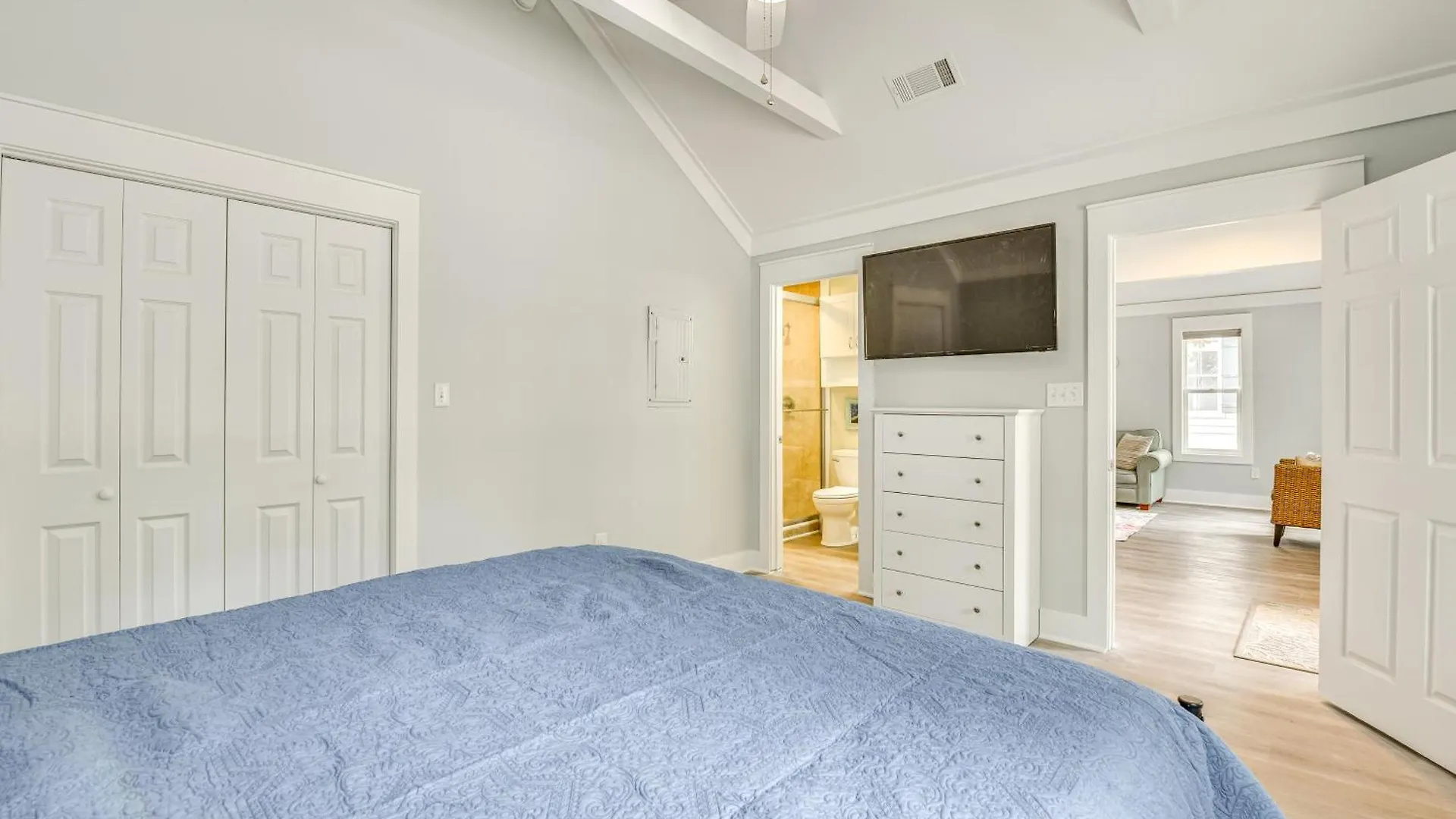 Walk To Choctawhatchee Bay Santa Rosa Home! Holiday home Destin