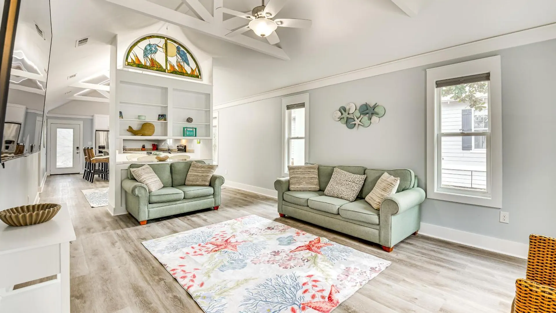 Walk To Choctawhatchee Bay Santa Rosa Home! Holiday home