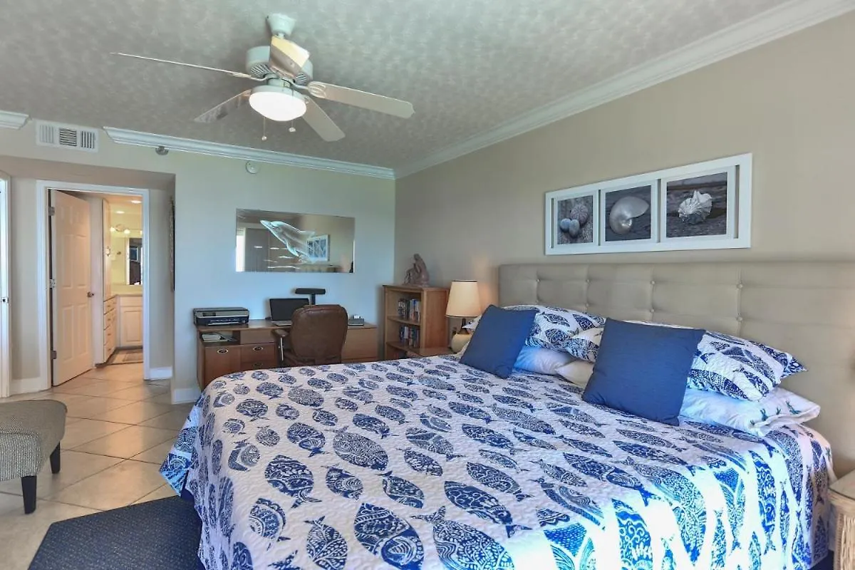 Towers 143- Front 2br *