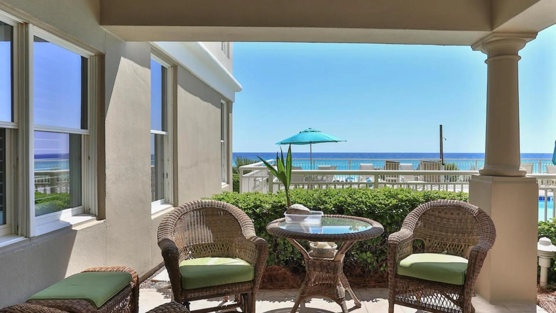 Grandview 102 - Fabulous Front Ground Floor *