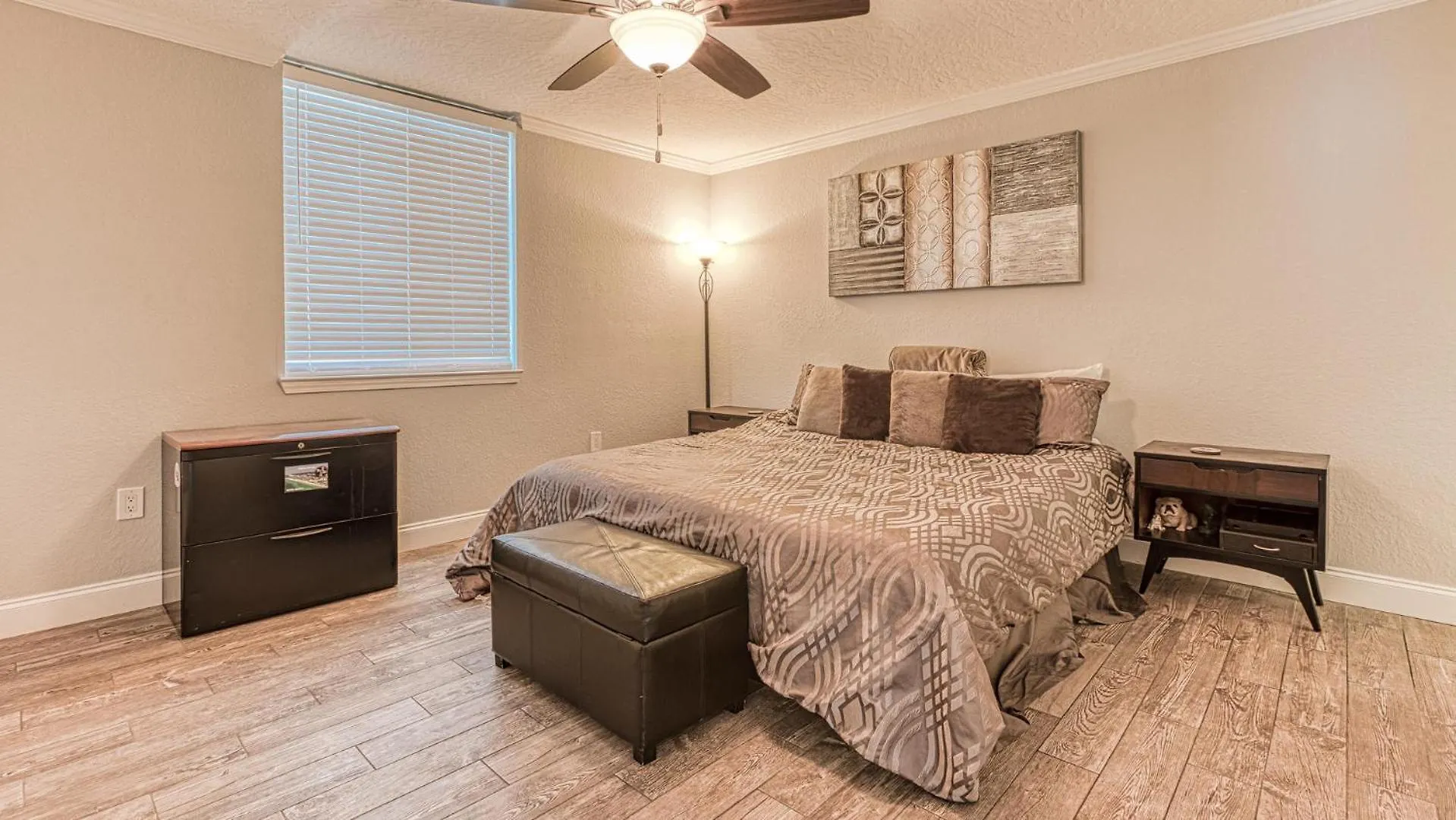 Dolphin Point 402b - 2br On Isle Holiday home Destin