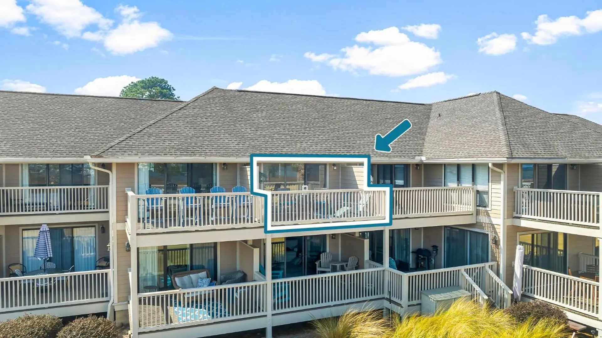 823 Harbour Point *