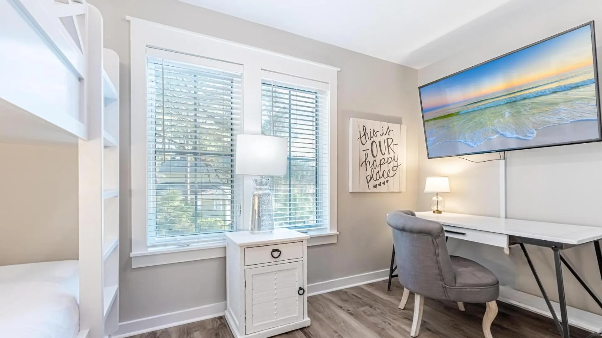 1358 Laurel Grove *