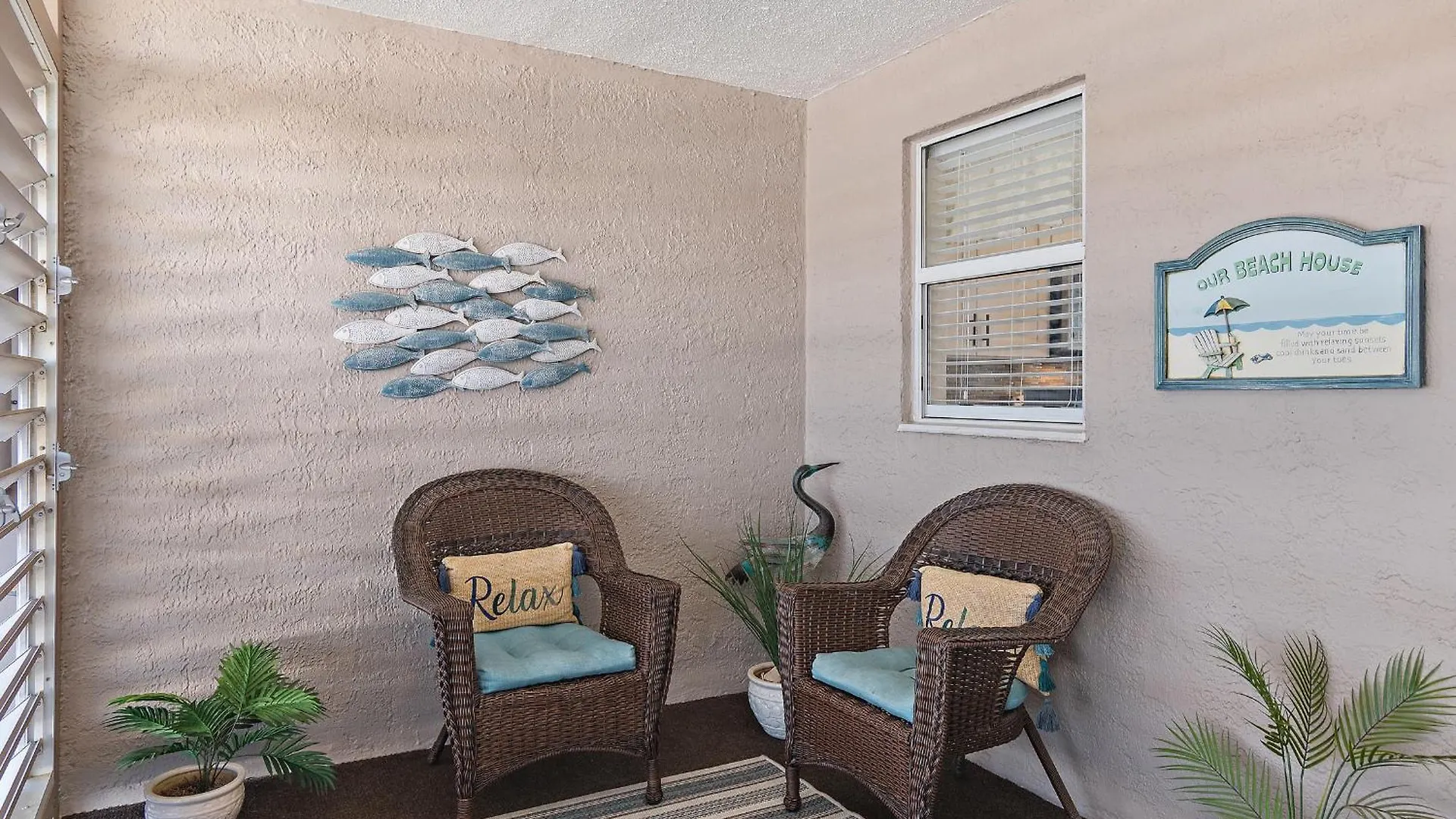 Magnolia House 504 At Pointe Apartment *