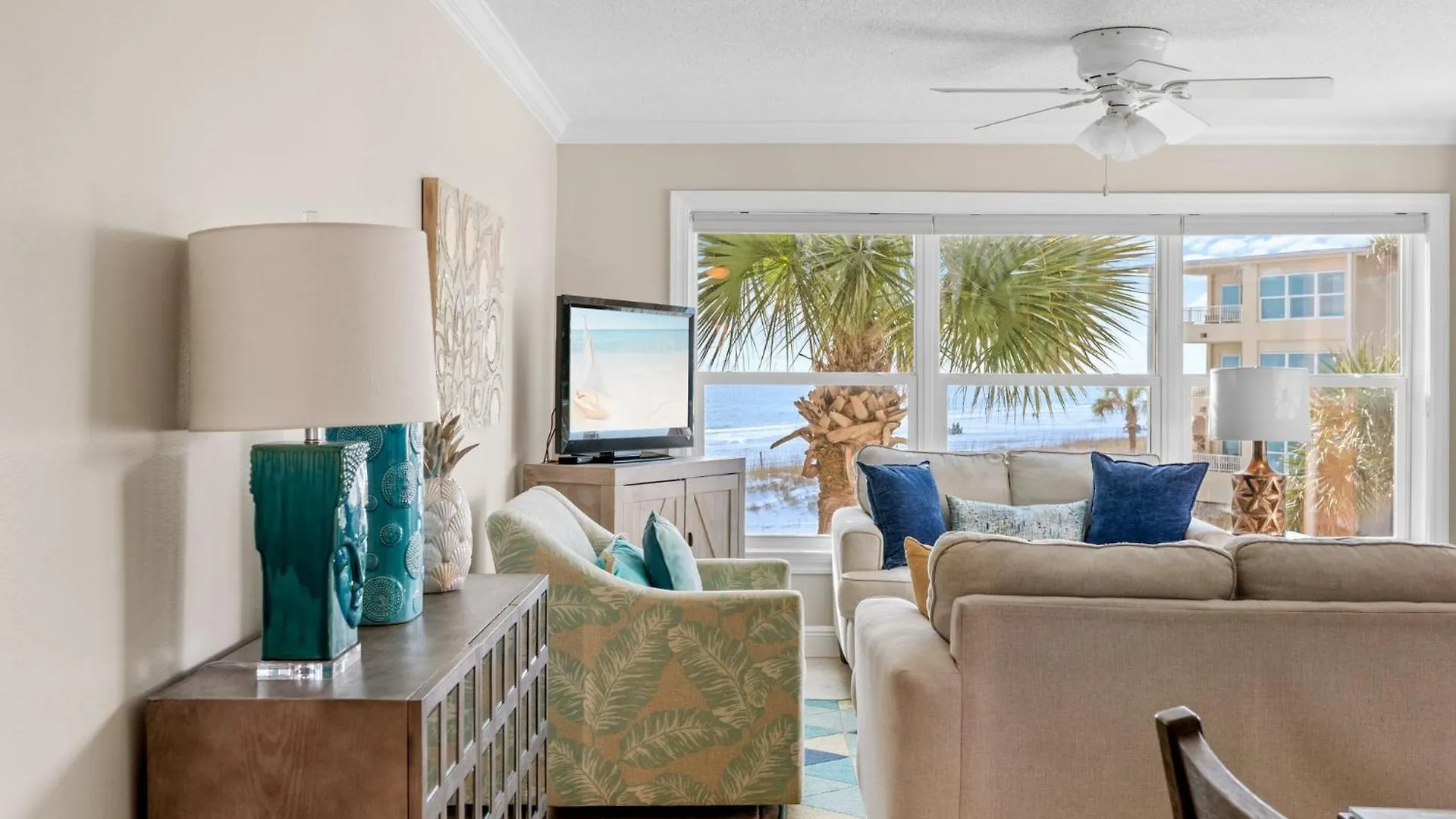 Apartment Silver Dunes 1302c By Newman-dailey *