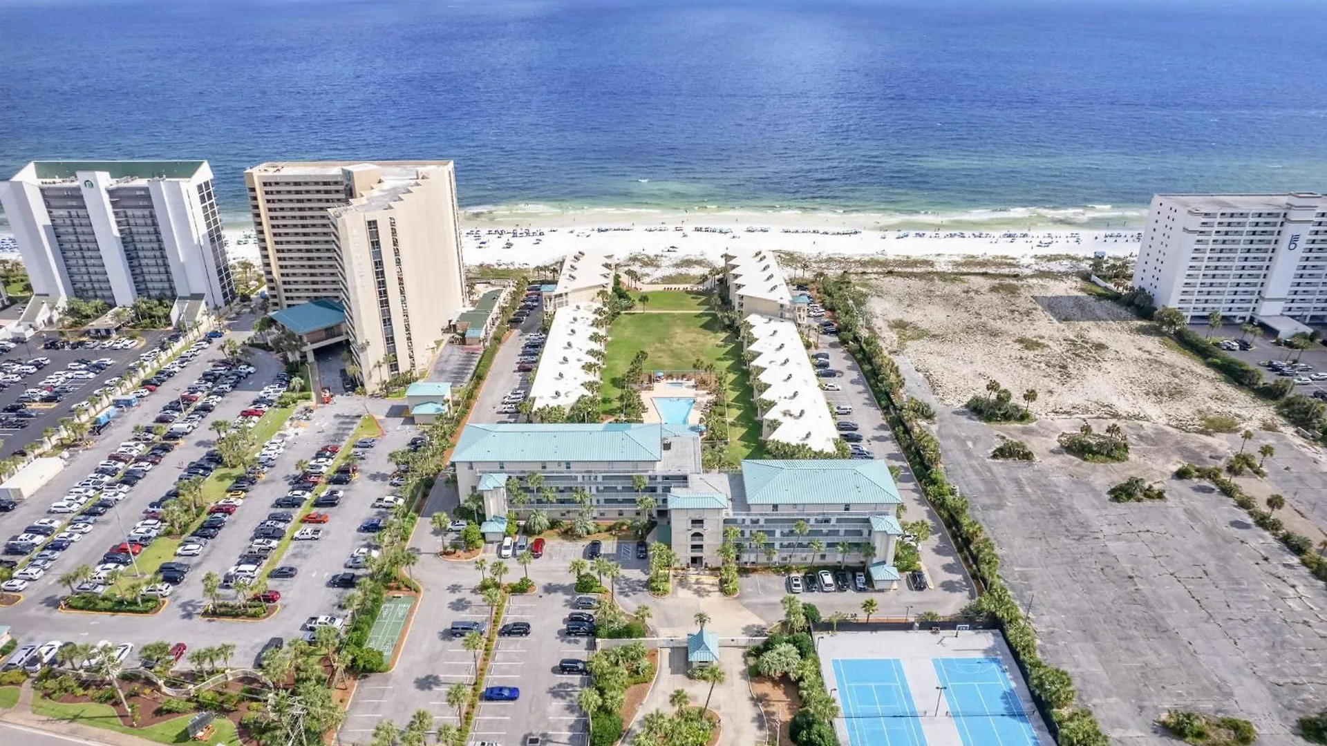 Apartment Silver Dunes 1302c By Newman-dailey *
