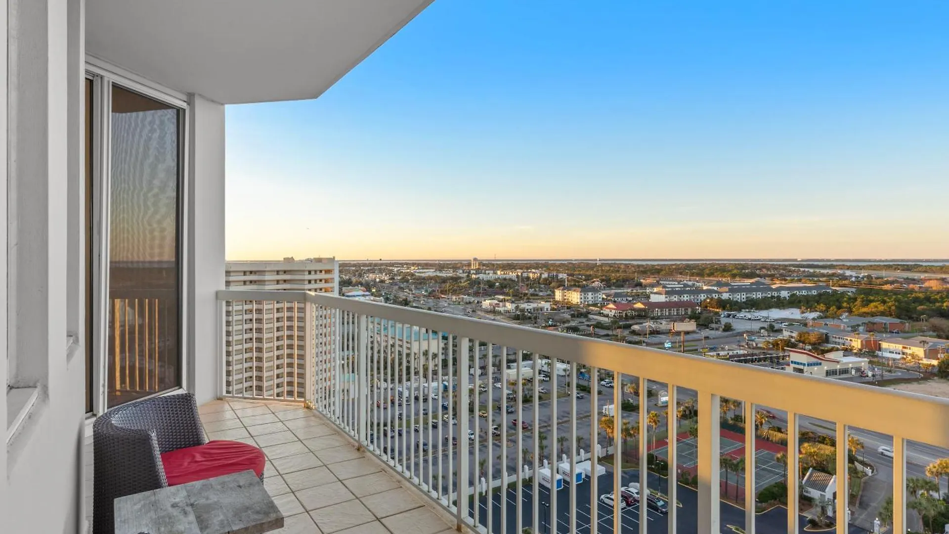 Silver Towers West 1706 By Newman-dailey Apartment