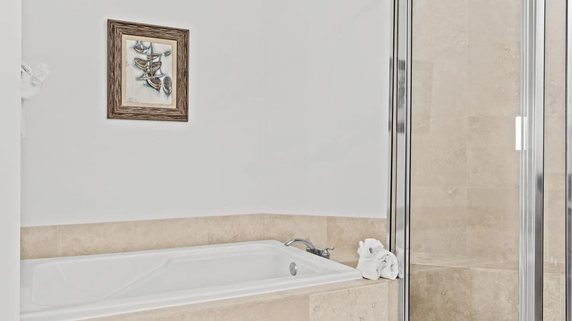 Apartment Silver Towers West 1706 By Newman-dailey