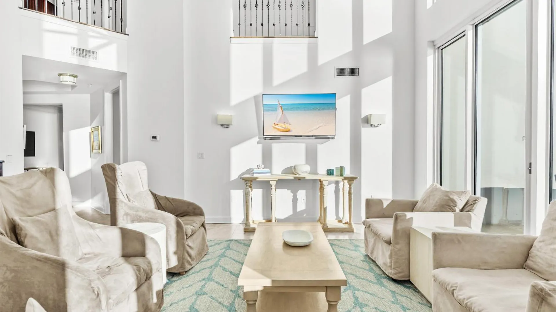 Silver Towers West 1706 By Newman-dailey Apartment *