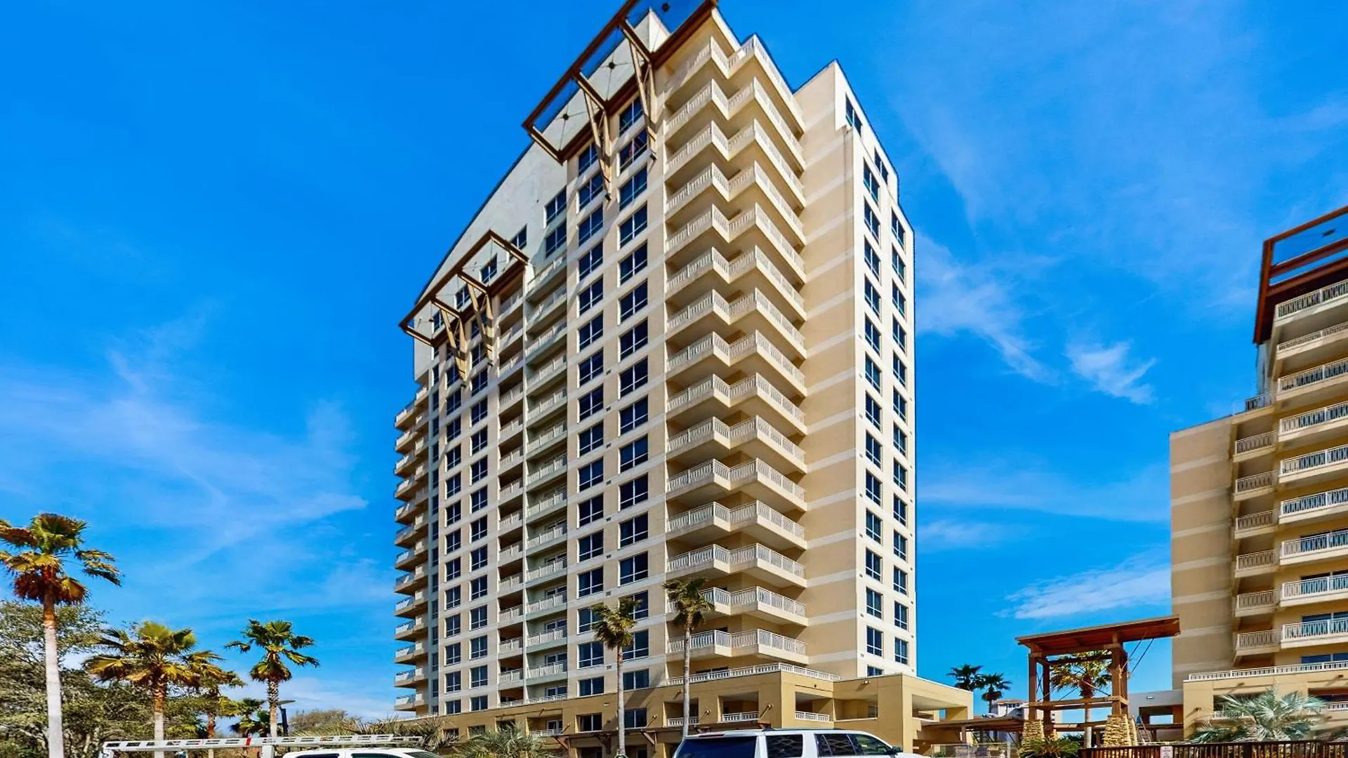 Sandestin - Luau