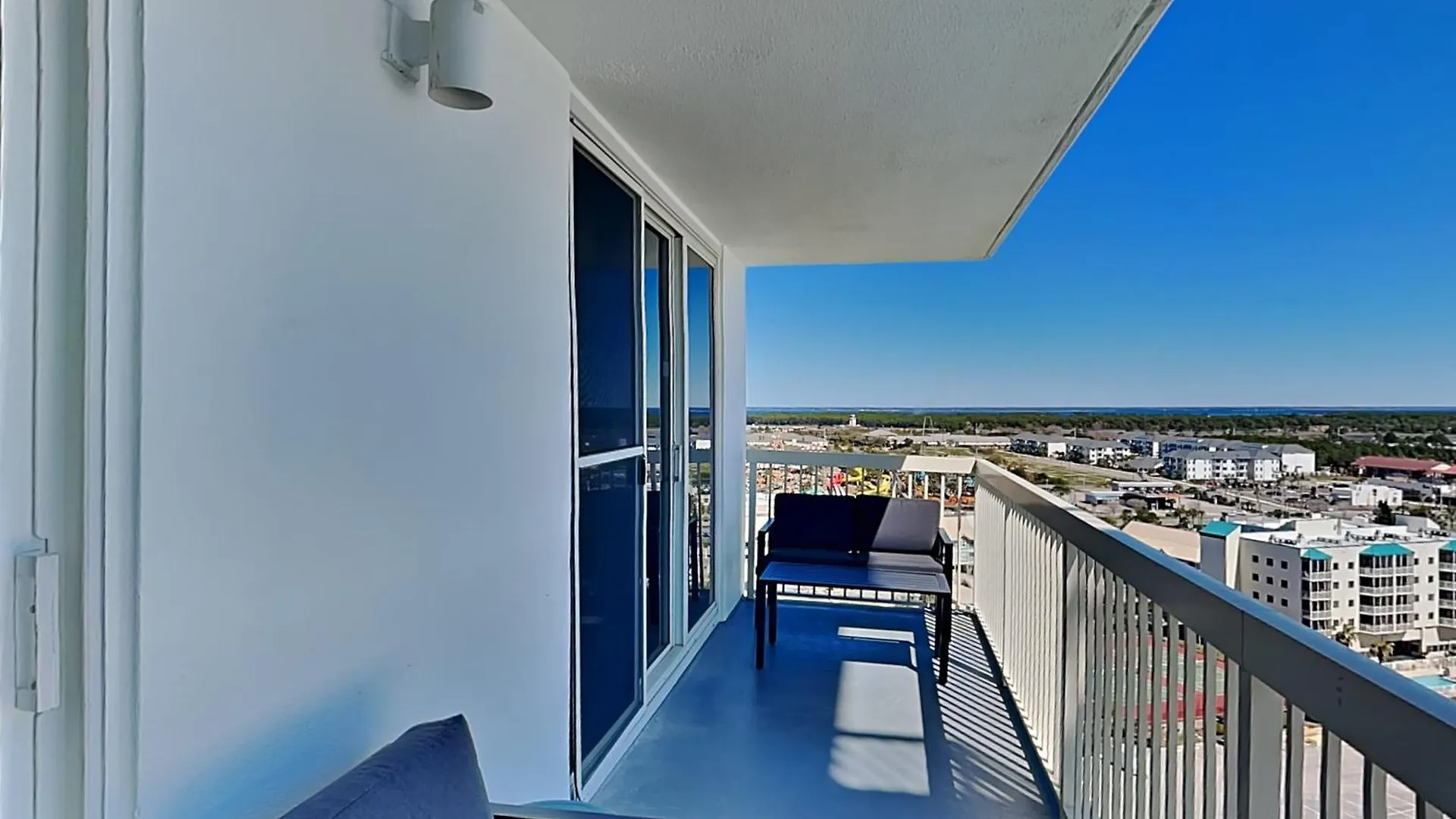 Amazing In With Outdoor Swimming Pool And 2 Bedrooms Appartamento