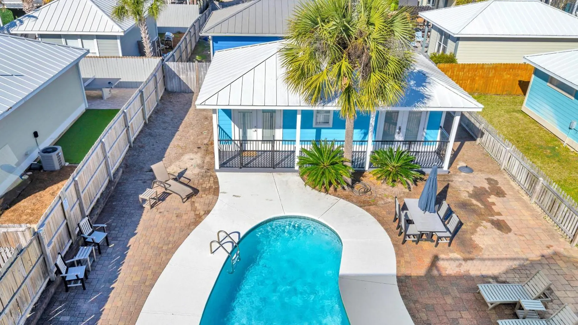 Blue Coconut Holiday home *