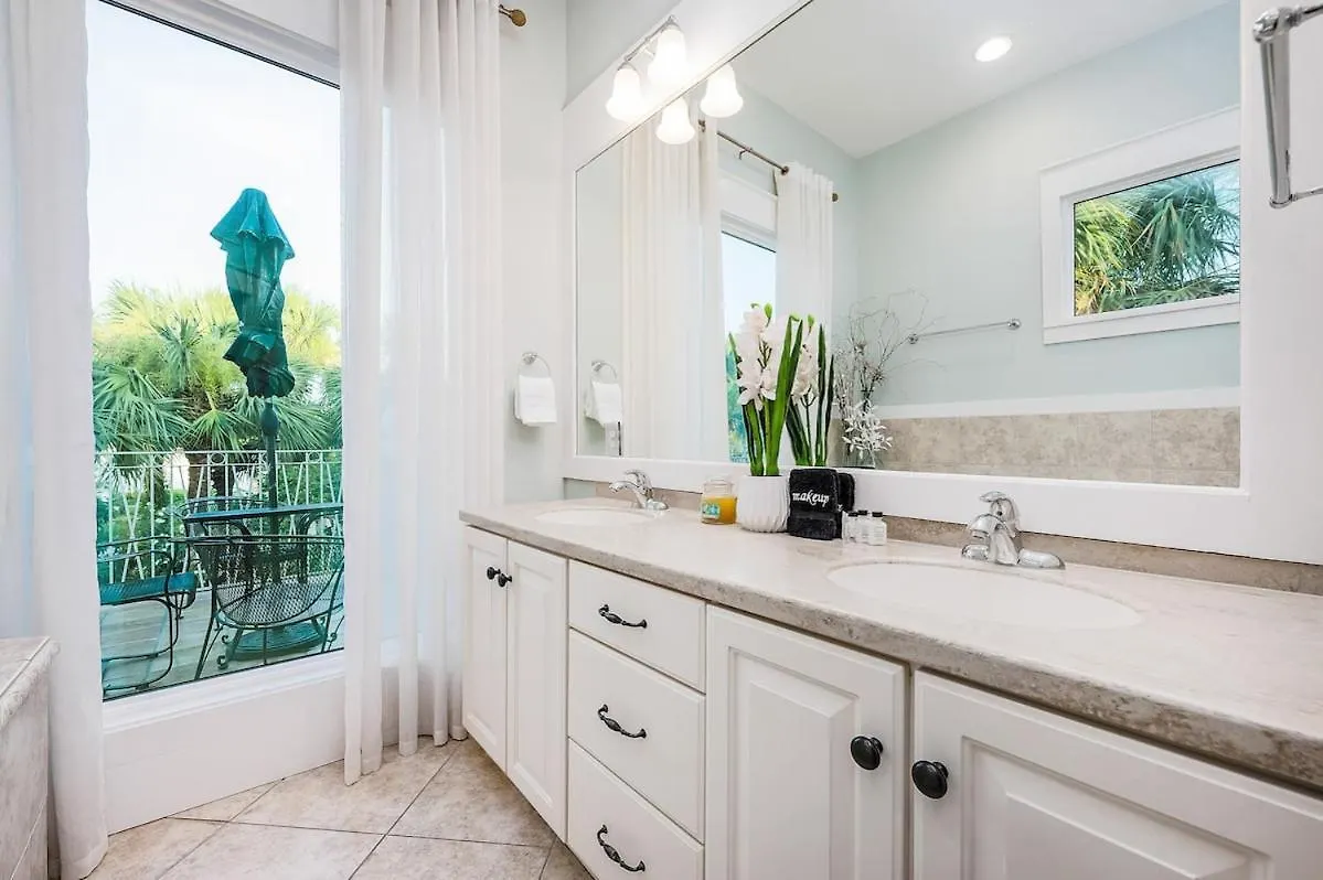 Luxury 3br Gated - Infinity Pool, Walk To Private - Vet-owned! * Ντέστιν